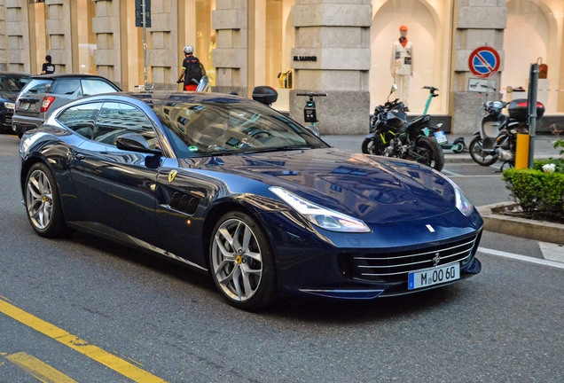 Ferrari GTC4Lusso T