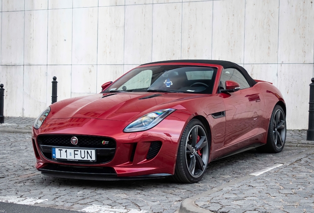 Jaguar F-TYPE S V8 Convertible