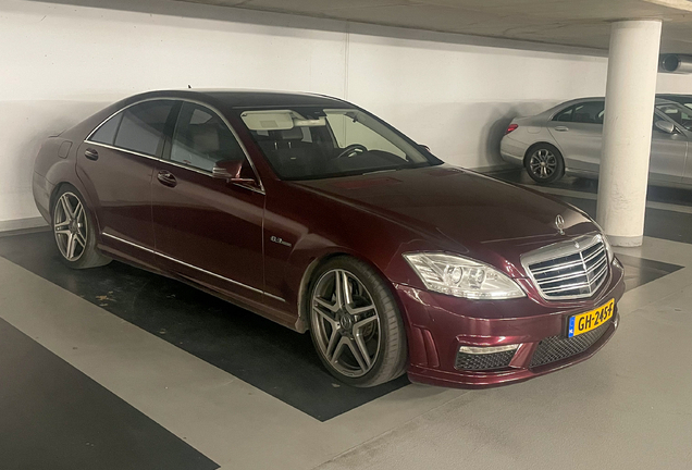 Mercedes-Benz S 63 AMG W221 2010