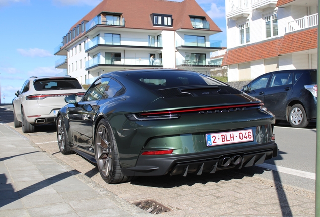 Porsche 992 GT3 Touring