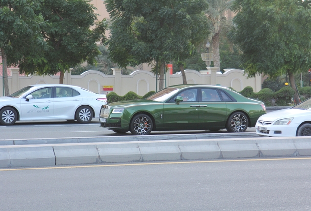 Rolls-Royce Ghost Black Badge 2021