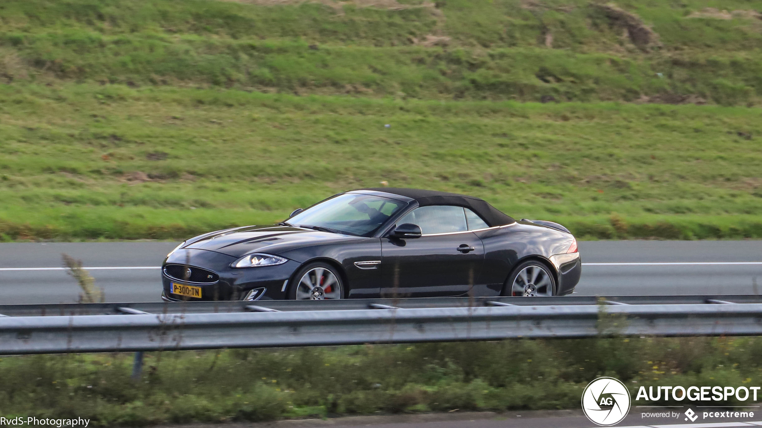 Jaguar XKR Convertible 2012