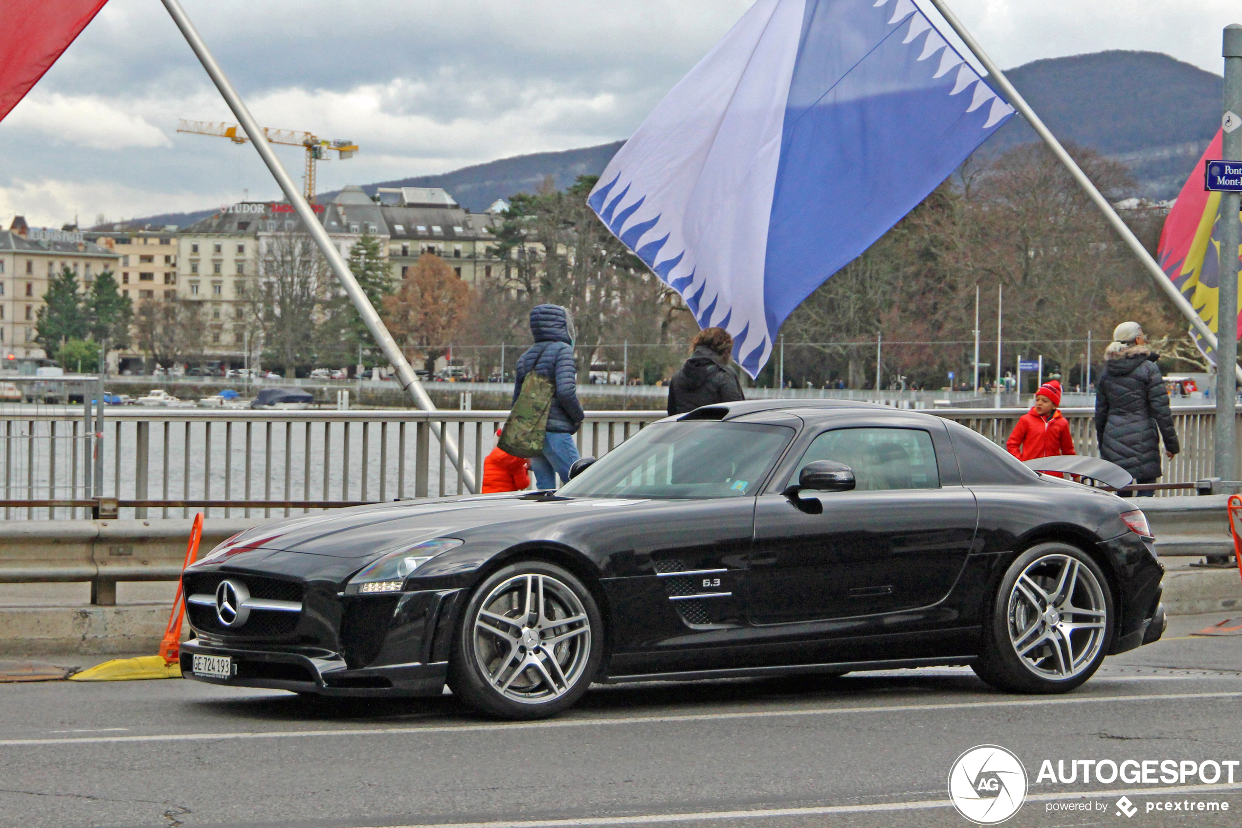 Mercedes-Benz FAB Design SLS AMG Gullstream