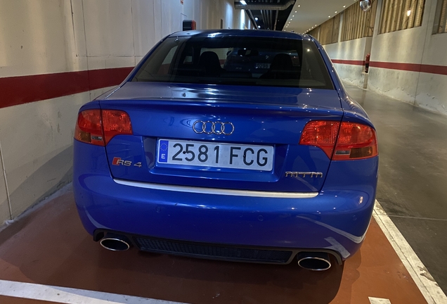 Audi MTM RS4 Sedan