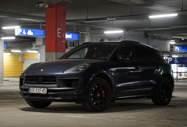 Porsche 95B Macan GTS MkIII