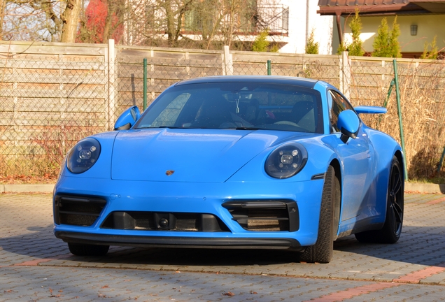 Porsche 992 Carrera GTS