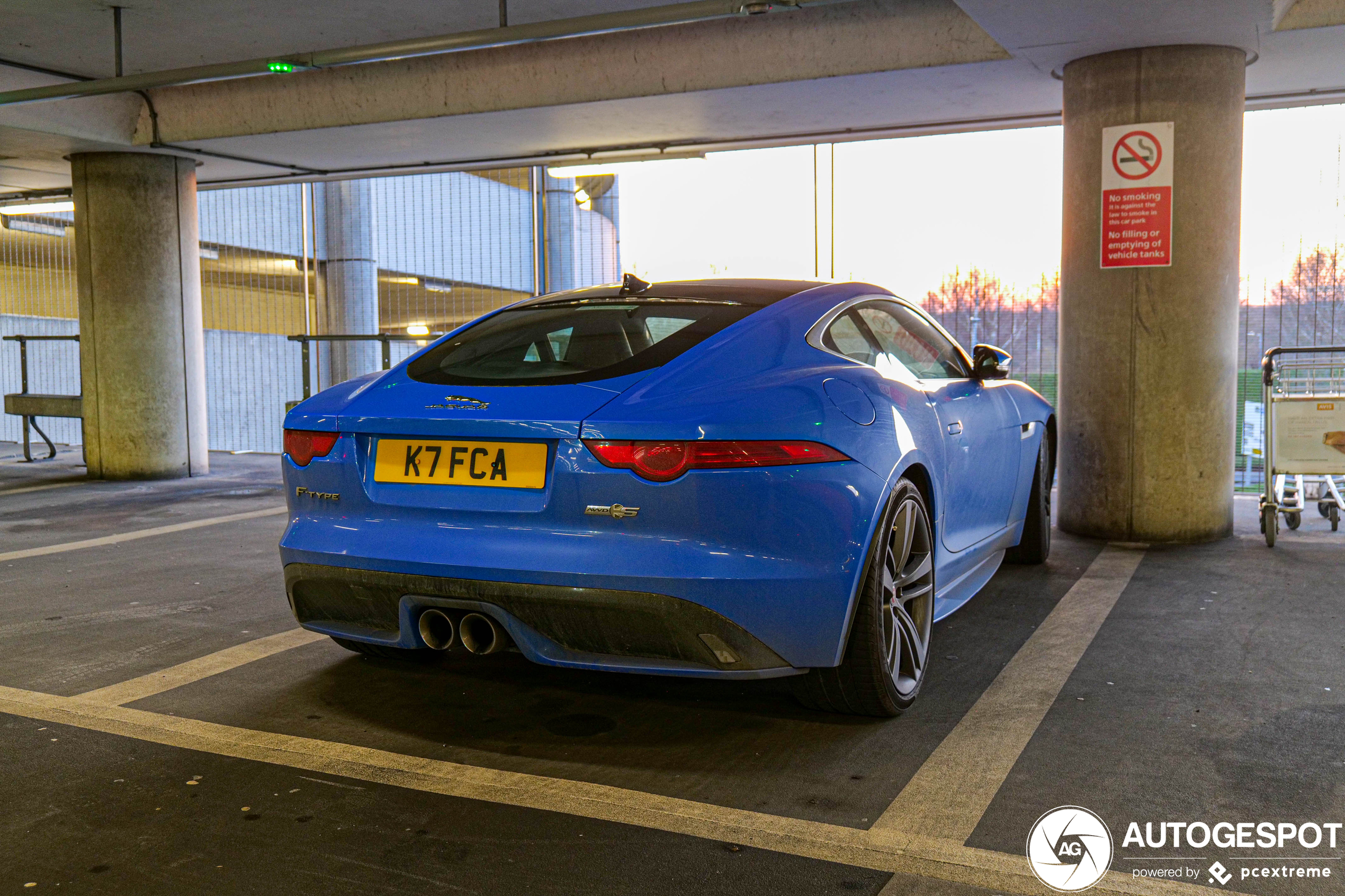 Jaguar F-TYPE S AWD Coupé British Design Edition