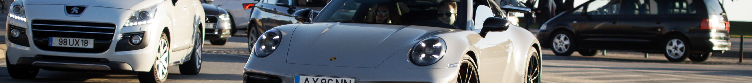 Porsche 992 Carrera GTS