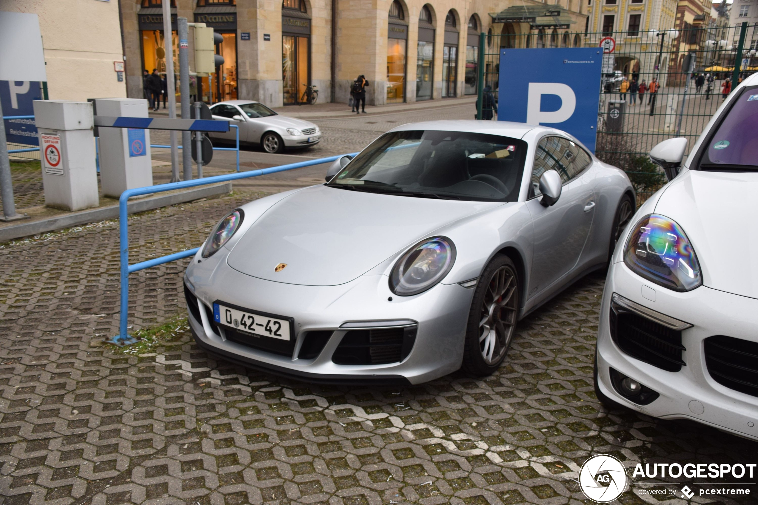 Porsche 991 Carrera 4 GTS MkII