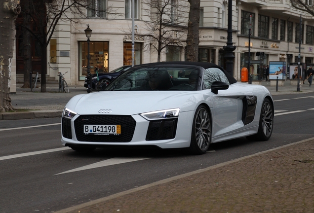 Audi R8 V10 Plus Spyder 2017