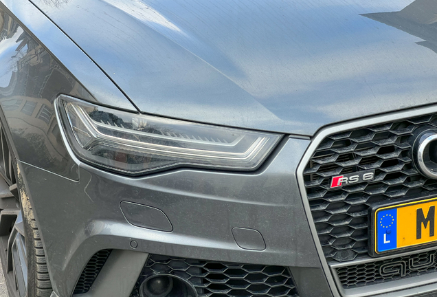 Audi RS6 Avant C7 2015