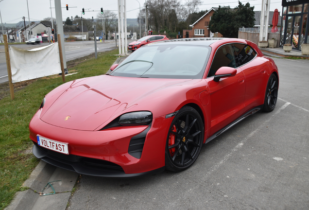 Porsche Taycan GTS Sport Turismo