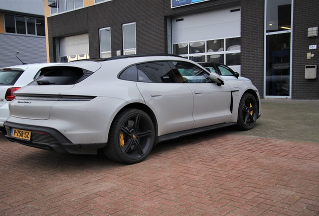 Porsche Taycan Turbo S Sport Turismo