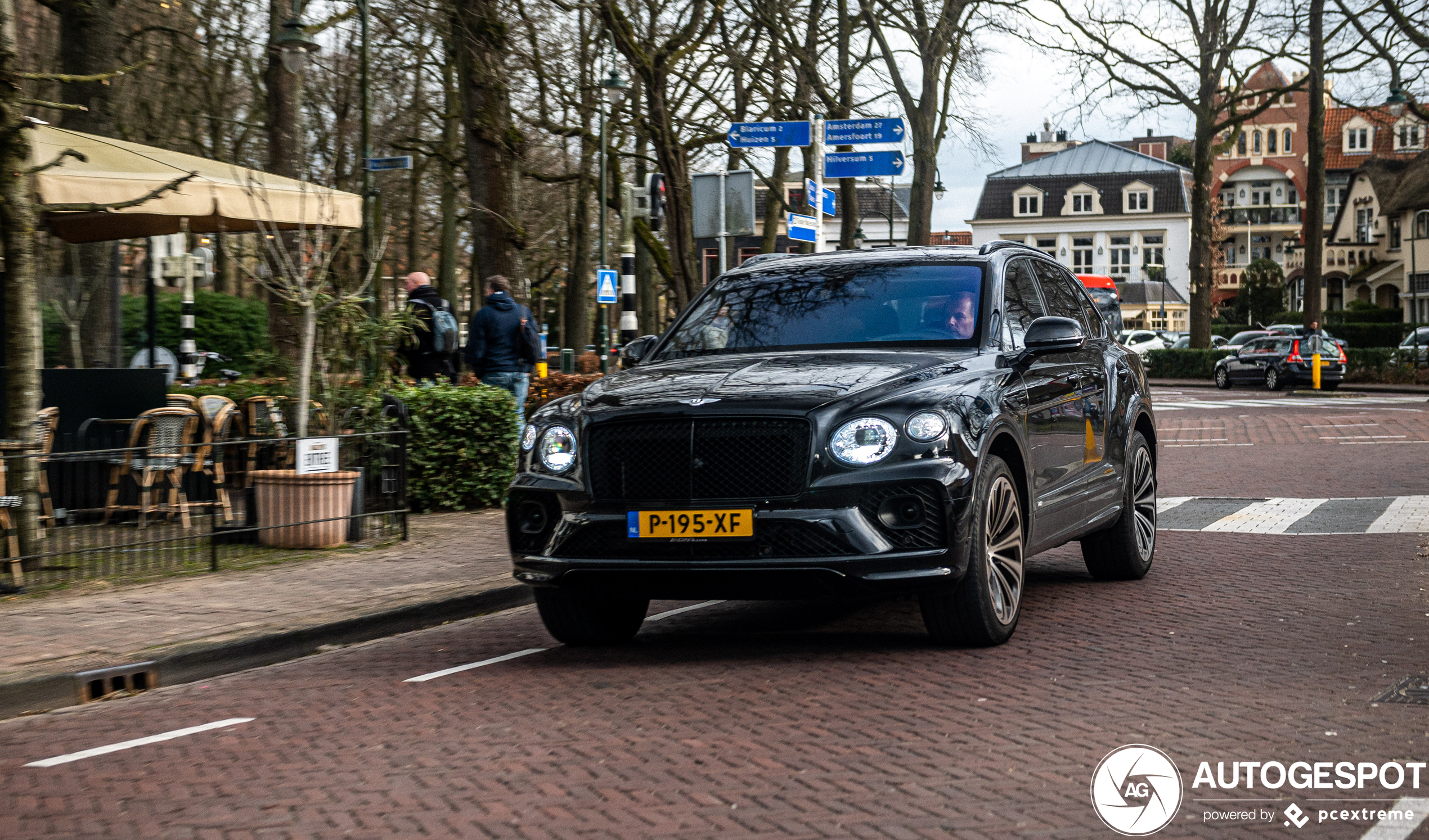 Bentley Bentayga V8 2021 First Edition