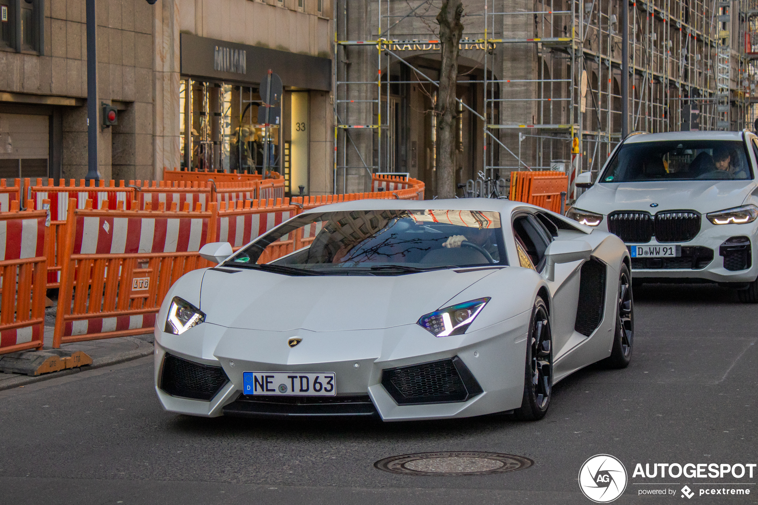 Lamborghini Aventador LP700-4