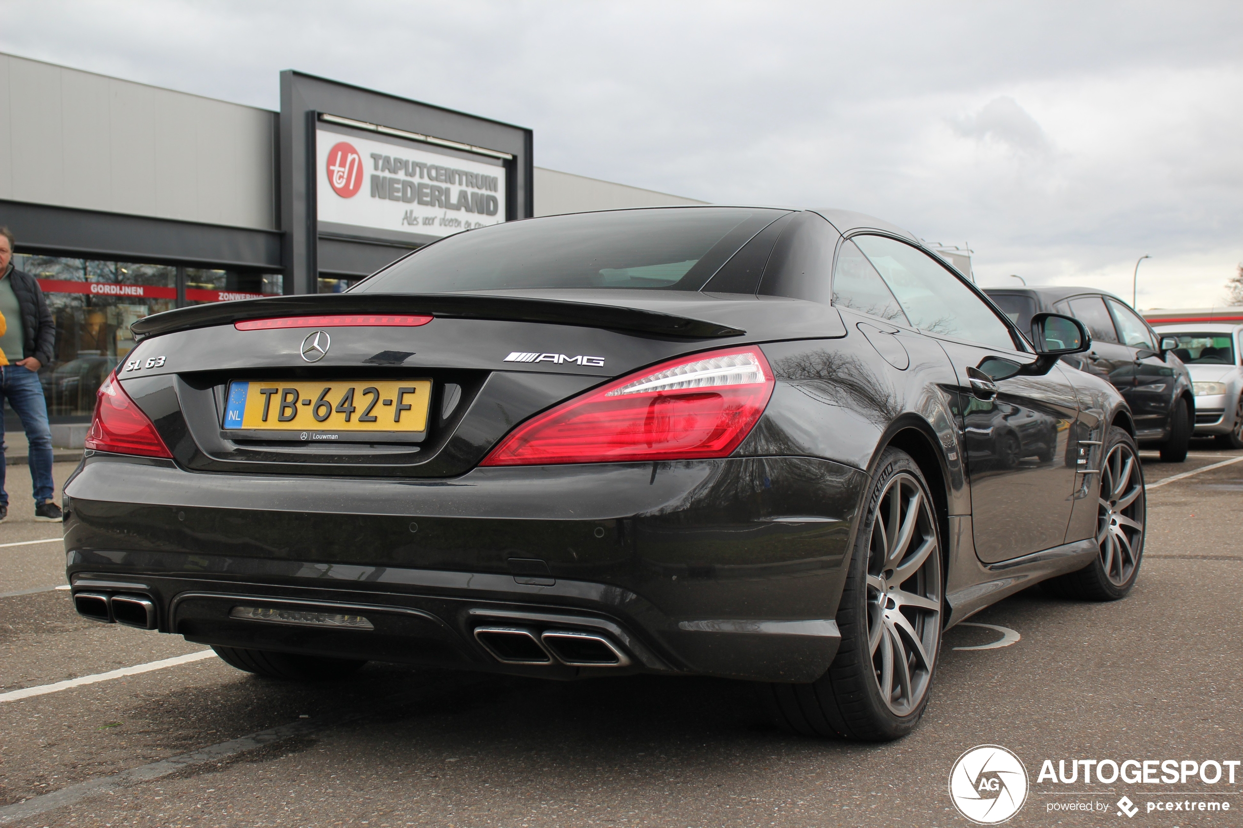 Mercedes-Benz SL 63 AMG R231