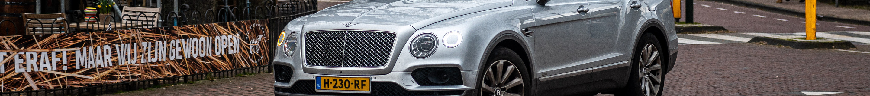 Bentley Bentayga Hybrid