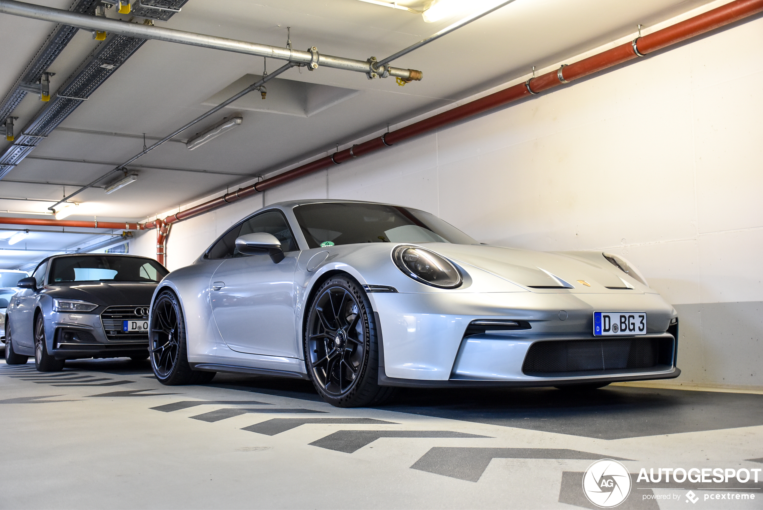 Porsche 992 GT3 Touring