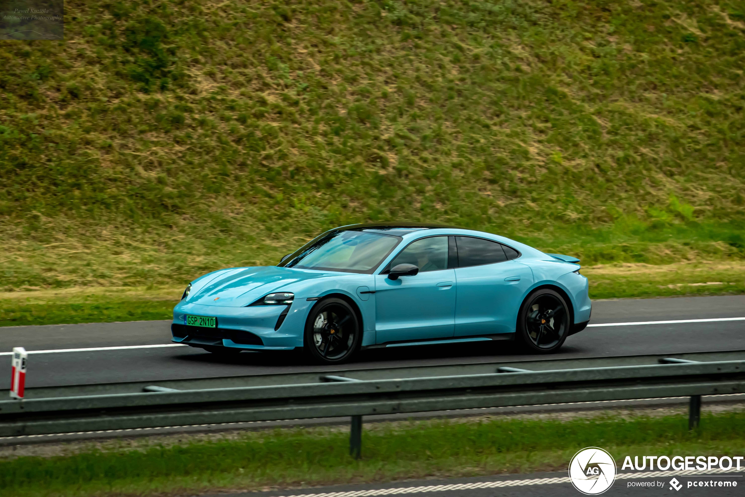 Porsche Taycan Turbo