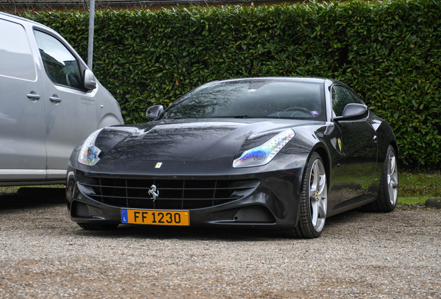 Ferrari FF