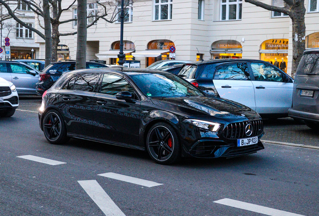 Mercedes-AMG A 45 S W177