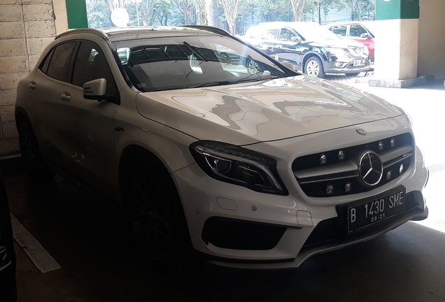 Mercedes-Benz GLA 45 AMG X156