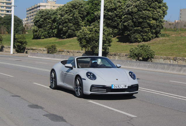 Porsche 992 Carrera 4S Cabriolet