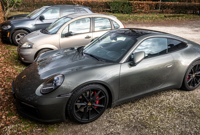 Porsche 992 Carrera S