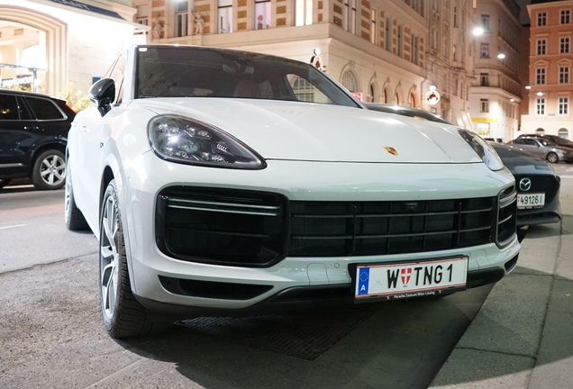 Porsche Cayenne Coupé Turbo S E-Hybrid