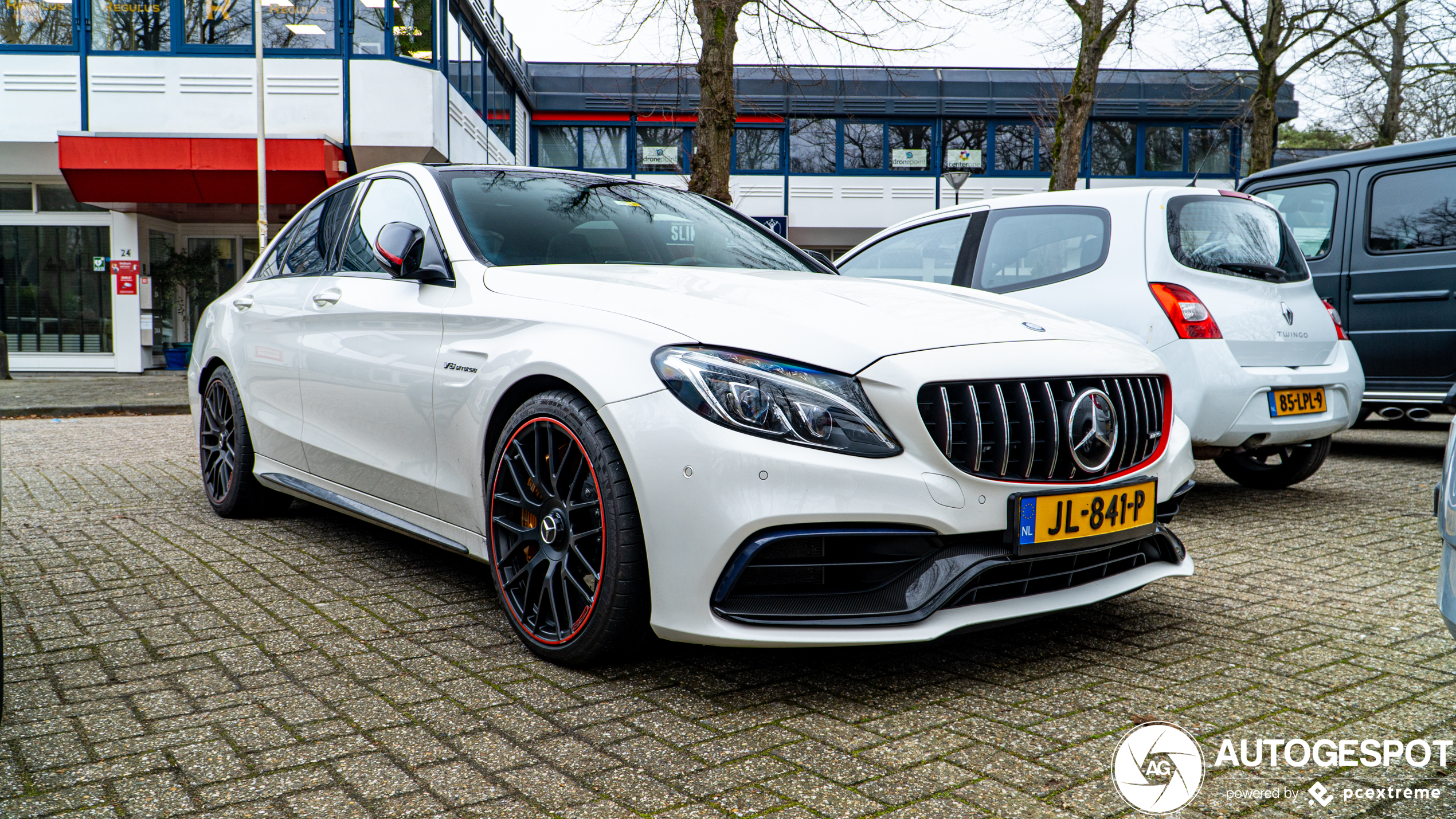 Mercedes-AMG C 63 S W205 Edition 1