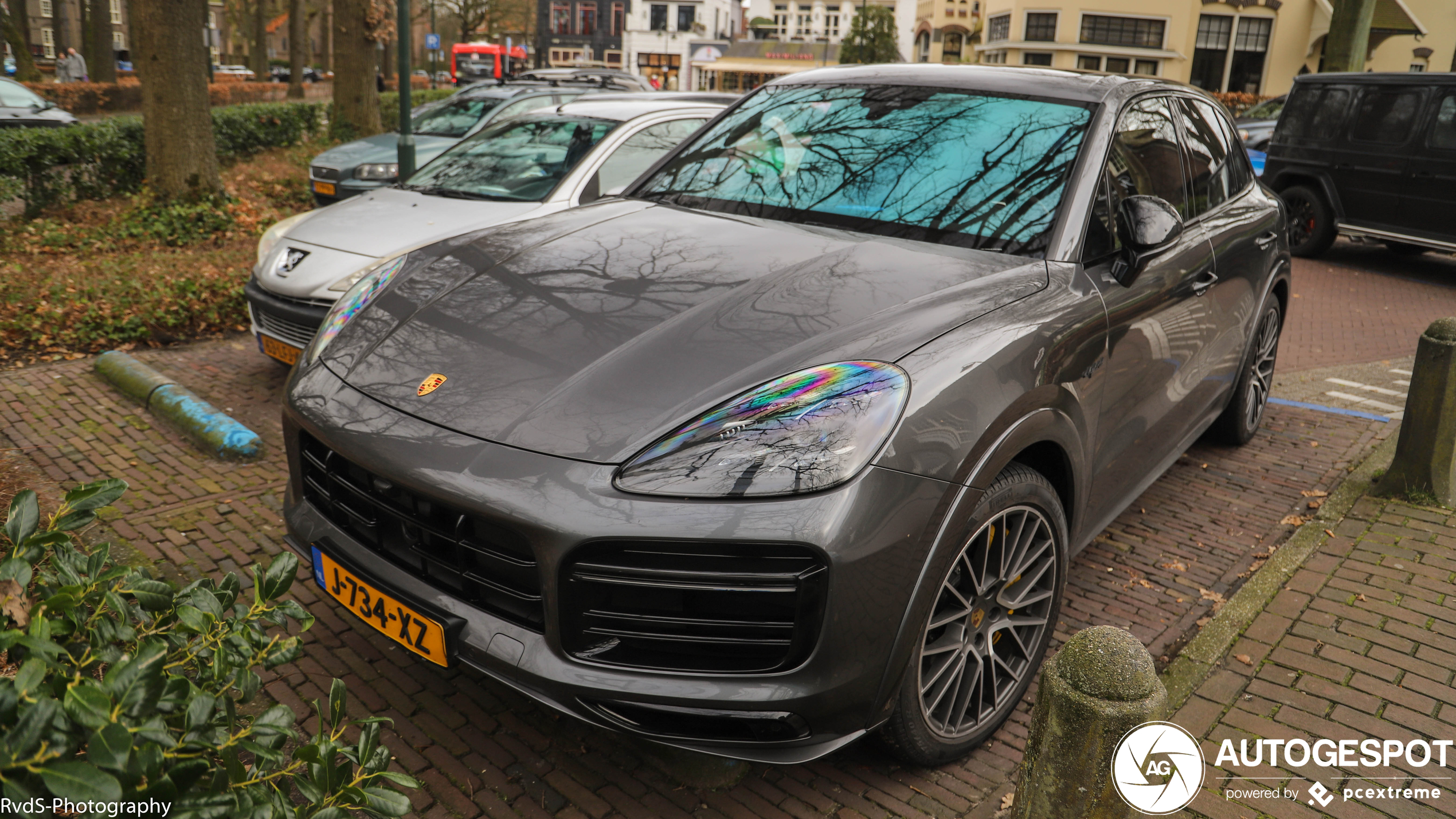 Porsche Cayenne Turbo S E-Hybrid