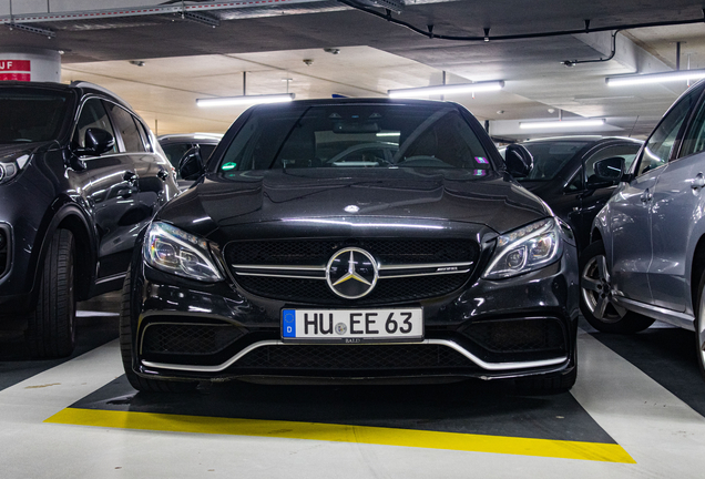 Mercedes-AMG C 63 S W205