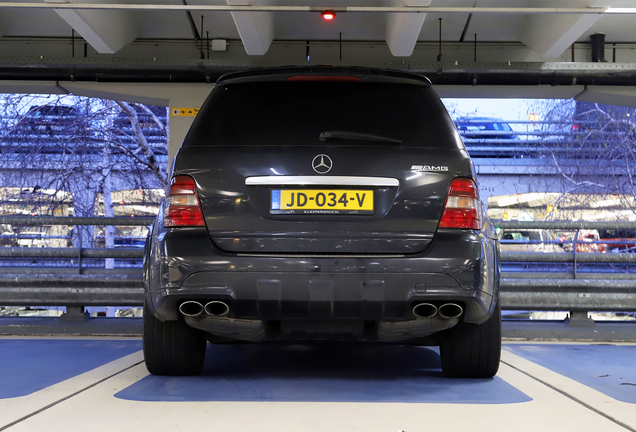 Mercedes-Benz ML 63 AMG W164