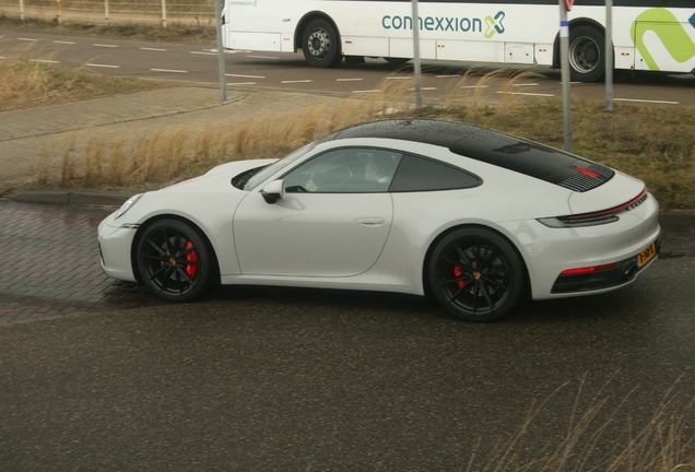 Porsche 992 Carrera 4S