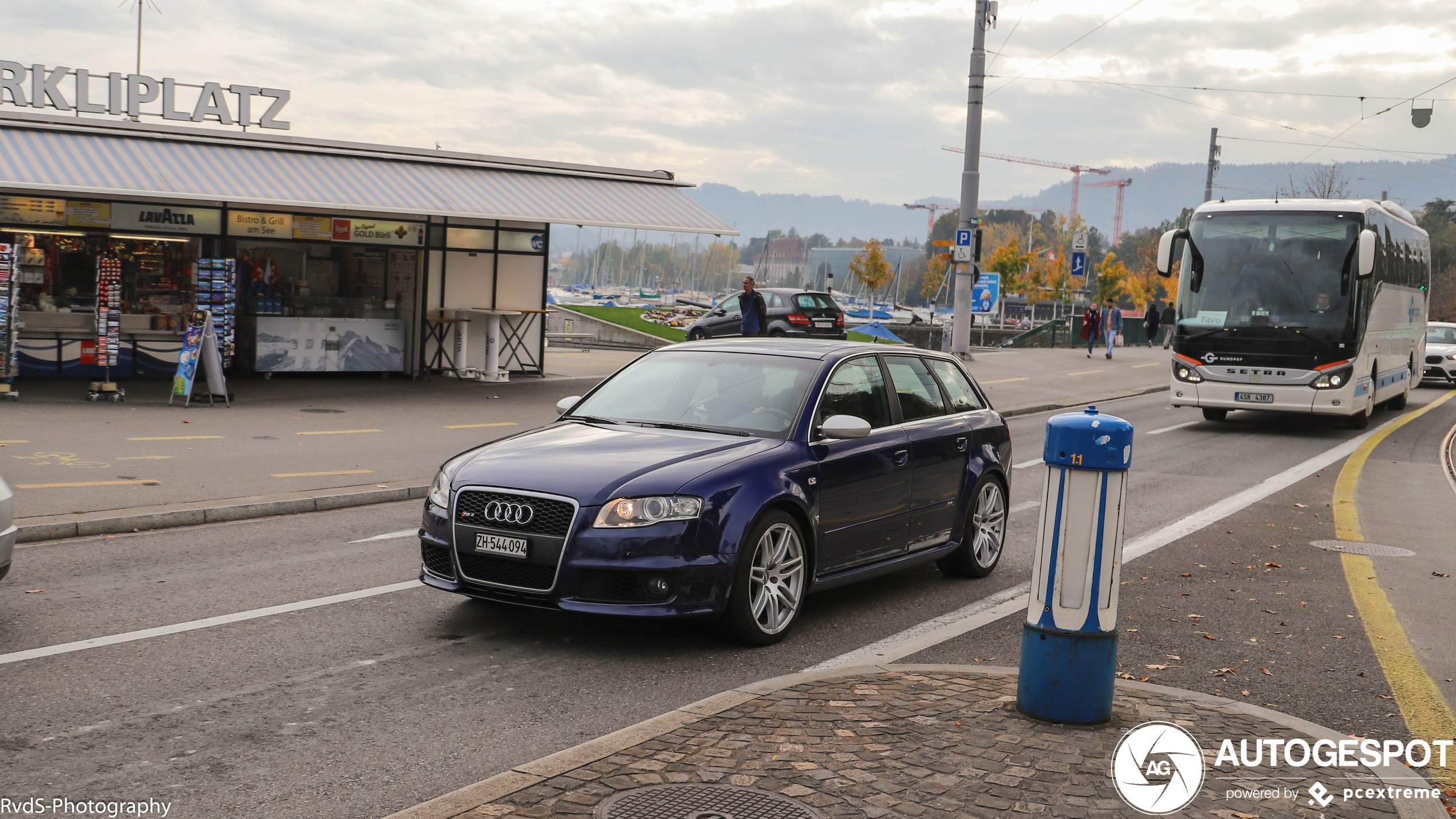 Audi RS4 Avant B7