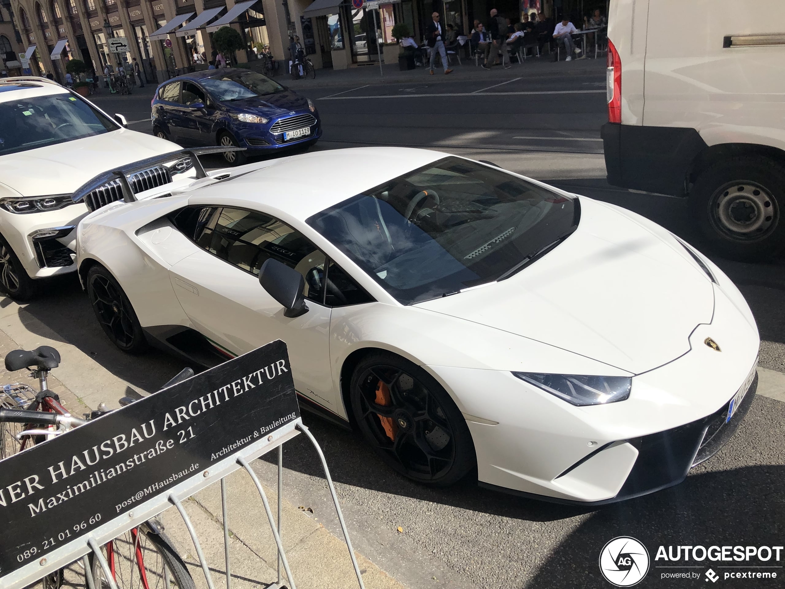 Lamborghini Huracán LP640-4 Performante