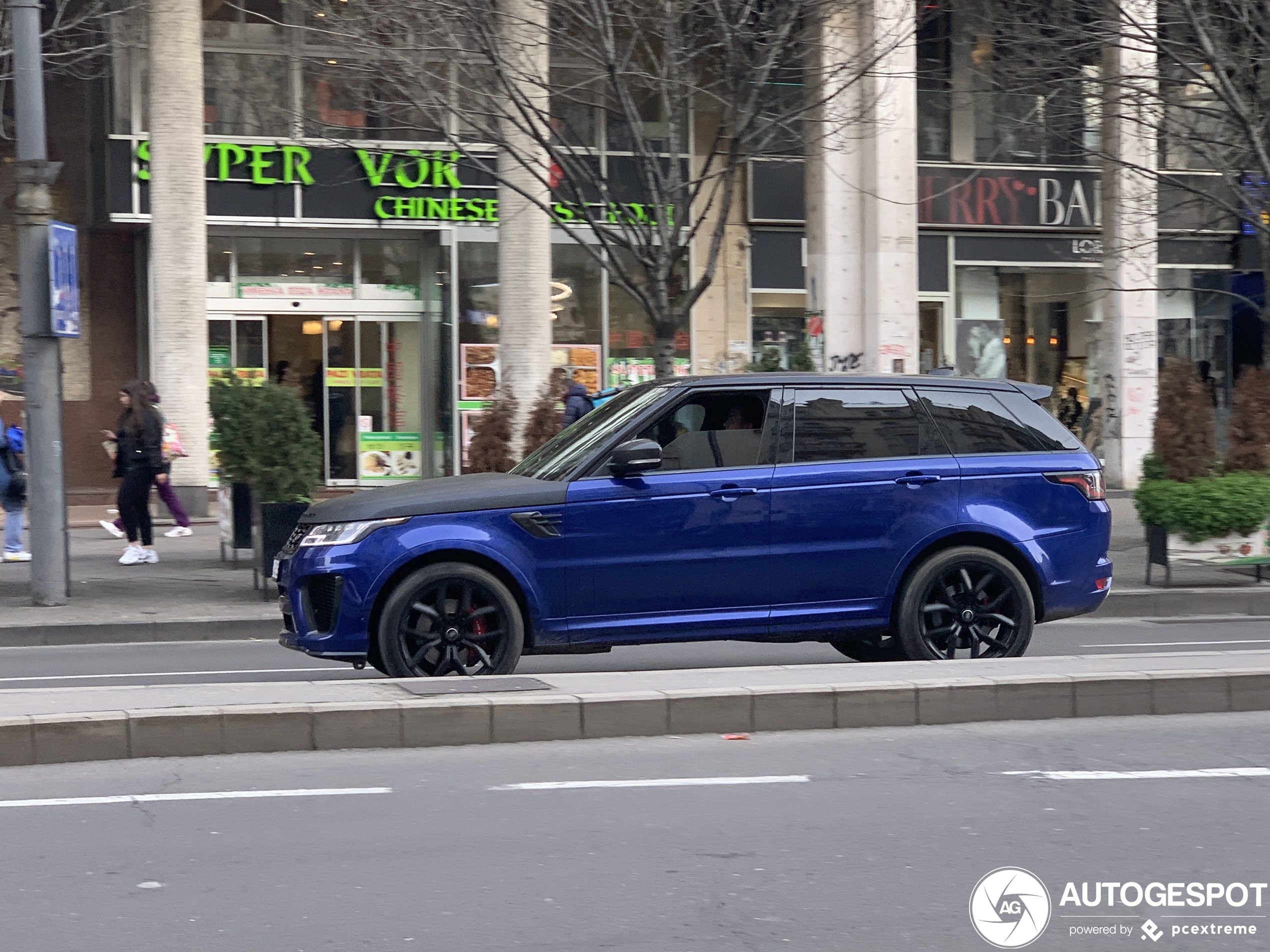 Land Rover Range Rover Sport SVR 2018 Carbon Edition