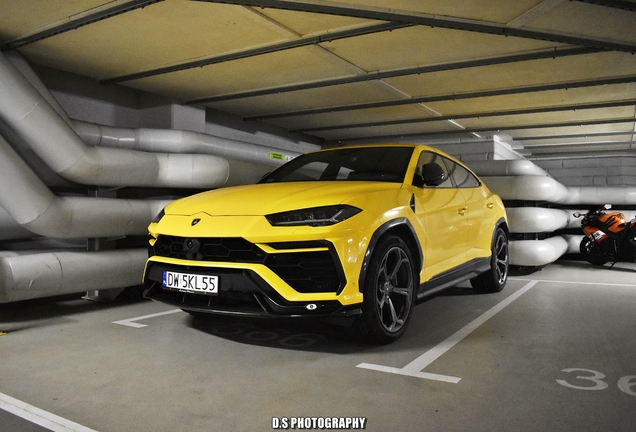 Lamborghini Urus