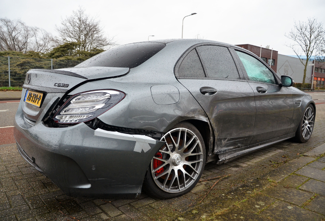 Mercedes-AMG C 63 S W205