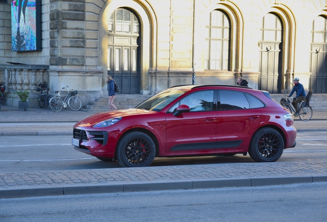 Porsche 95B Macan GTS MkII