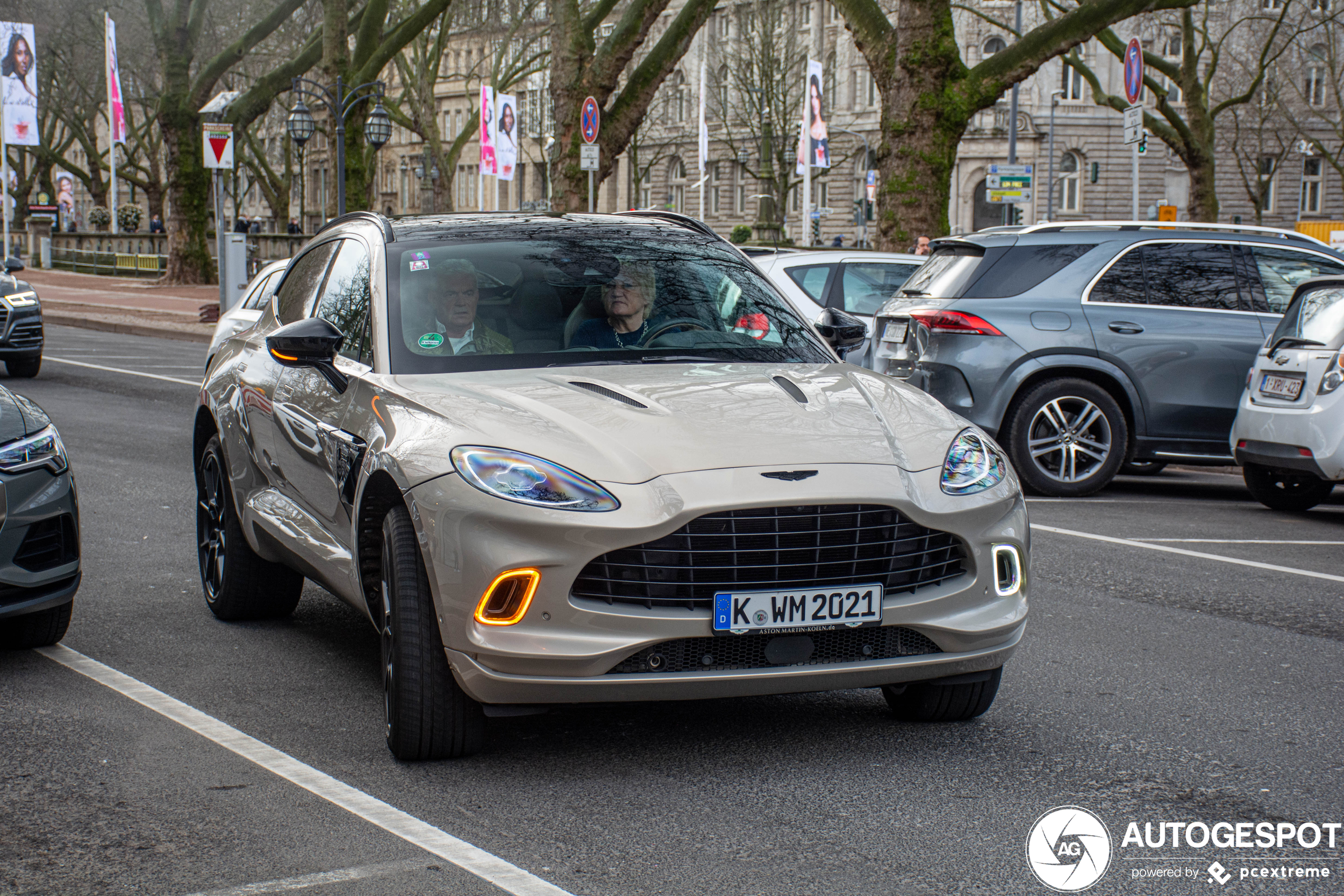 Aston Martin DBX