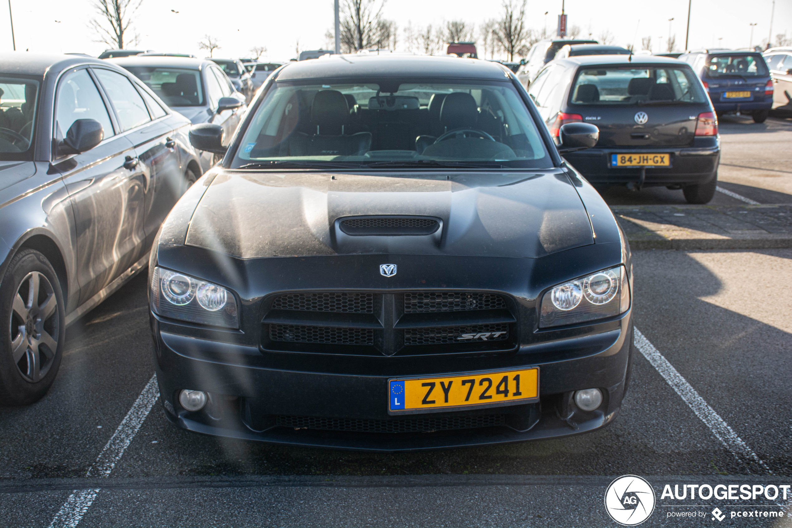 Dodge Charger SRT-8