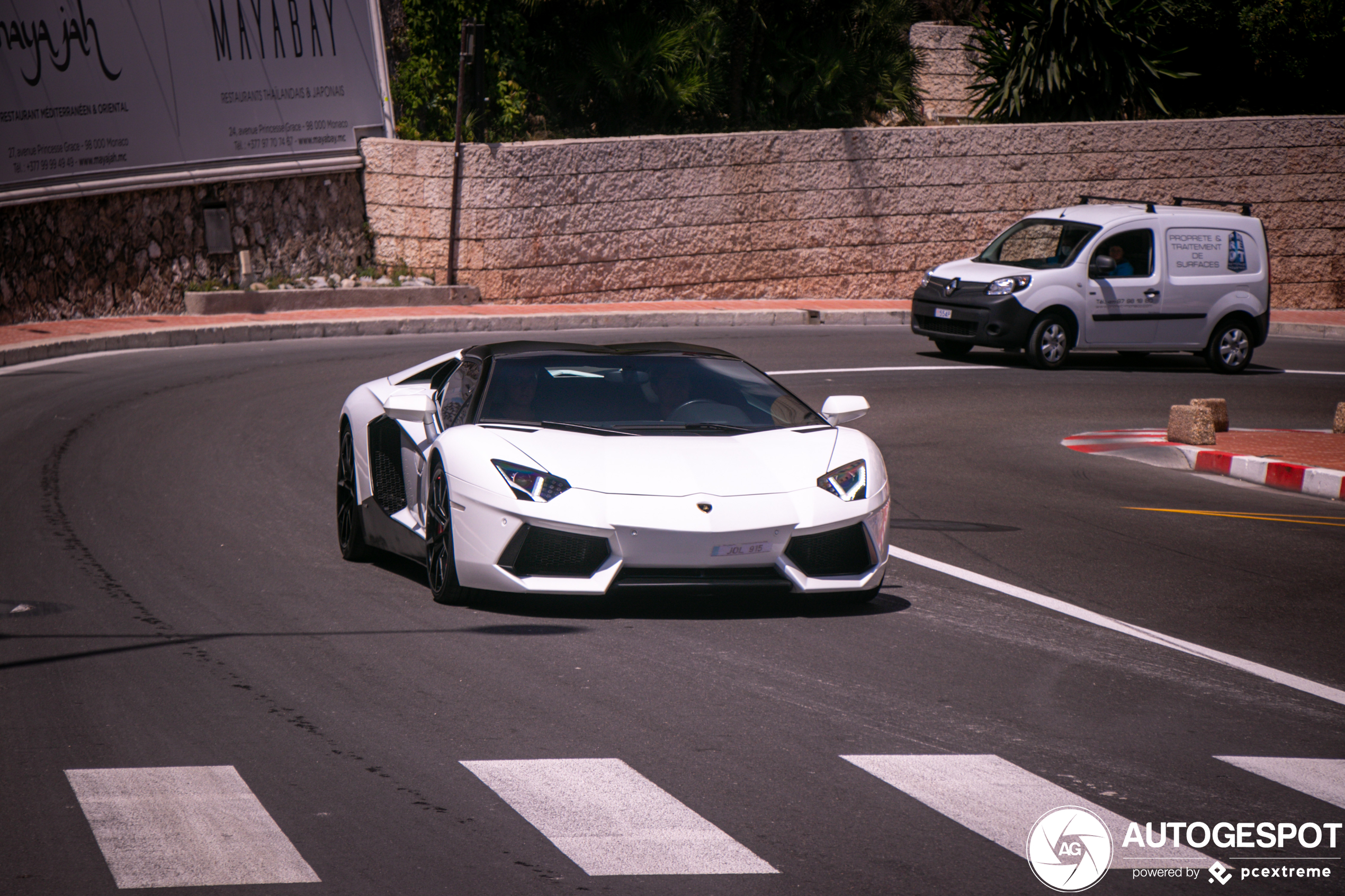 Lamborghini Aventador LP700-4 Roadster