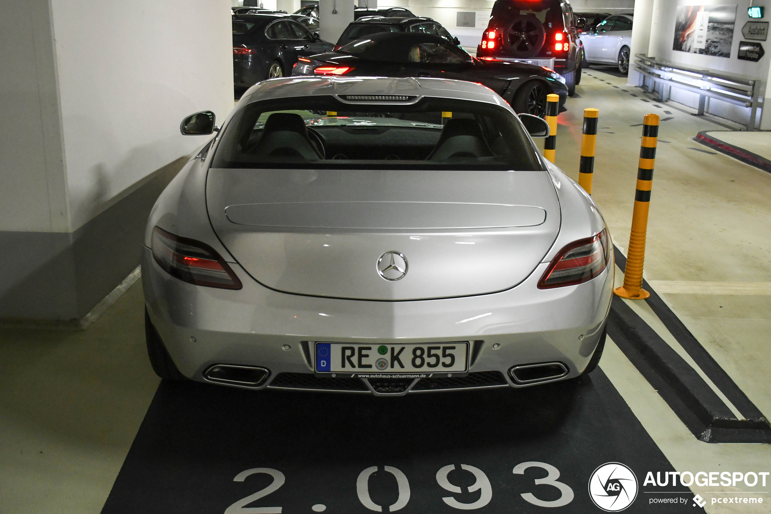 Mercedes-Benz SLS AMG