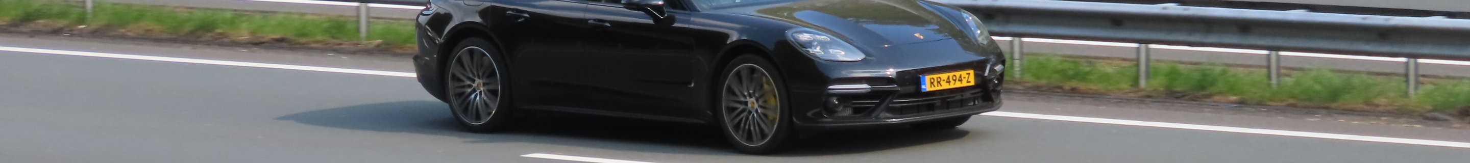 Porsche 971 Panamera Turbo S E-Hybrid