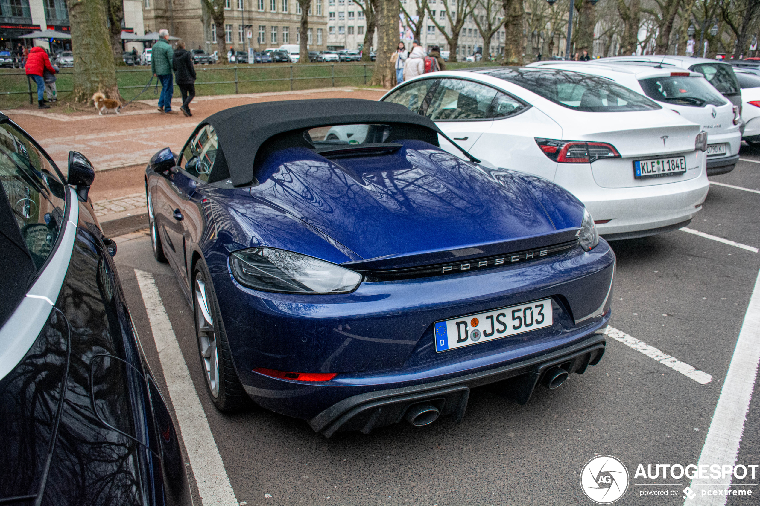 Porsche 718 Spyder