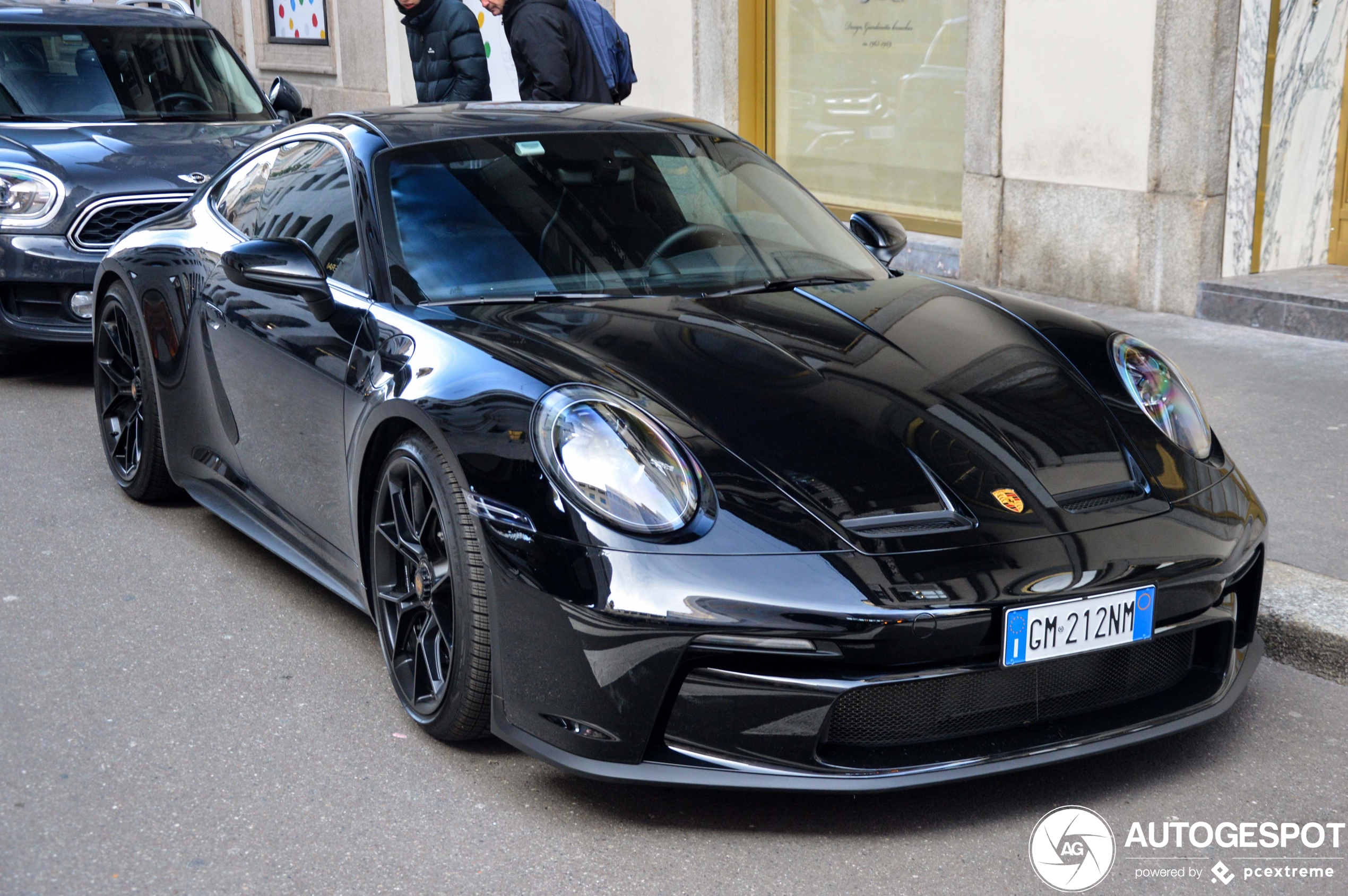 Porsche 992 GT3 Touring