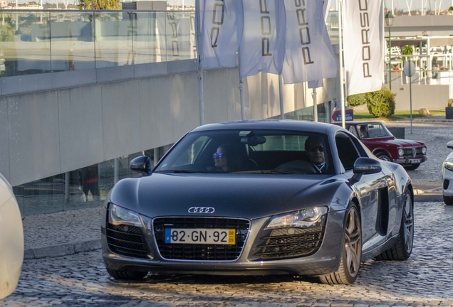 Audi R8