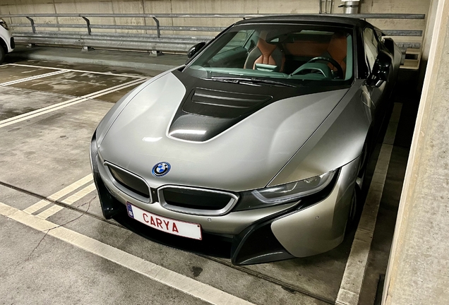 BMW i8 Roadster