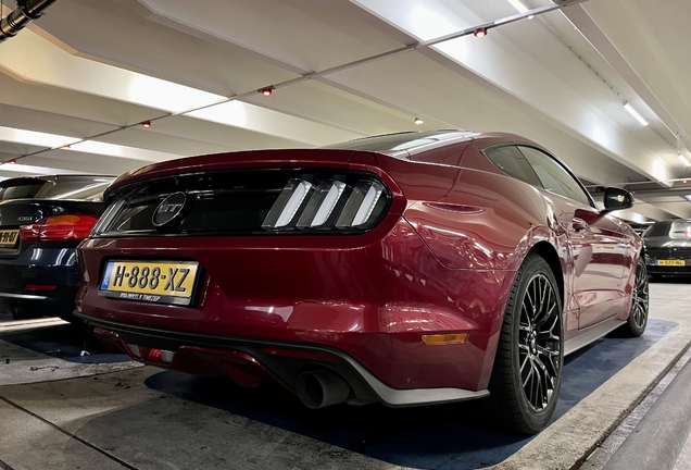 Ford Mustang GT 2015